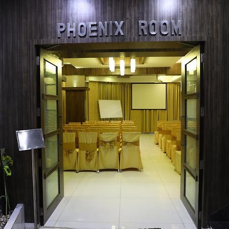 โรงแรมอัลกา เรซิเดนซี ธาเน ภายนอก รูปภาพ